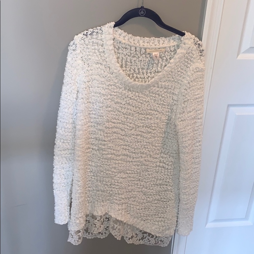 SOFT SWEATER WITH LACE DETAIL